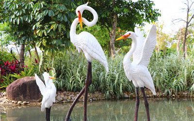 公園池塘創(chuàng)意玻璃鋼仿真仙鶴雕塑