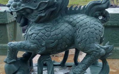 景區(qū)玻璃鋼仿古動物神獸麒麟雕塑