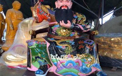 玻璃鋼彩繪寺廟大型佛像景觀馬王爺雕塑