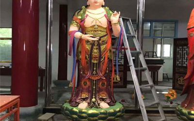 景區大型戶外景觀玻璃鋼彩繪三圣雕塑