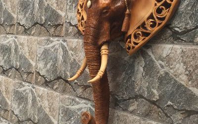 景區(qū)庭院創(chuàng)意玻璃鋼墻壁上的頭像景觀大象雕塑