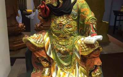 玻璃鋼彩繪客廳家居看書的關公雕塑