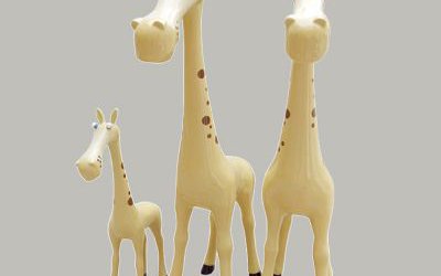 游樂場玻璃鋼卡通長頸鹿雕塑