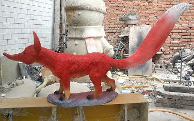 景區(qū)大型玻璃鋼仿真動(dòng)物紅色狐貍雕塑