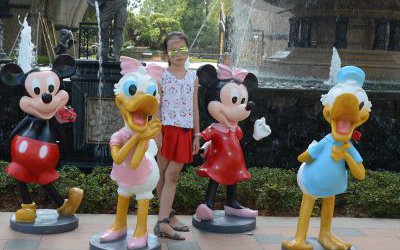 景區裝飾玻璃鋼卡通動物雕塑