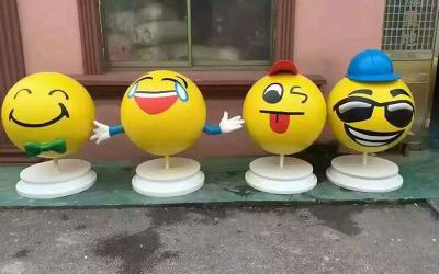 室內(nèi)街邊創(chuàng)意玻璃鋼樹(shù)脂卡通搞怪表情雕塑