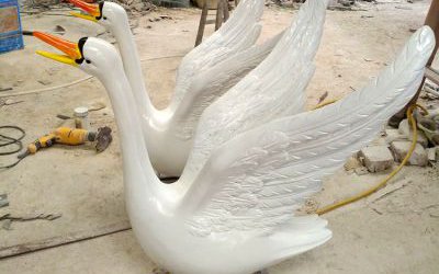 動物園玻璃鋼仿真動物飛翔的白天鵝雕塑