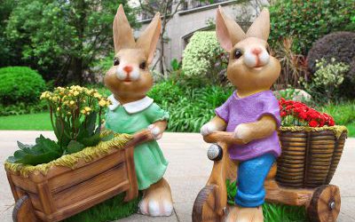 廣場園林玻璃鋼彩繪可愛卡通兔子雕塑