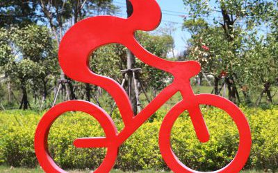 剪影自行車人物公園抽象玻璃鋼園林景觀雕塑