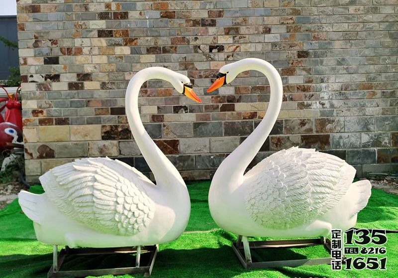 公園愛心造型玻璃鋼仿真動物天鵝雕塑 公園愛心造型玻璃鋼仿真動物天鵝雕塑